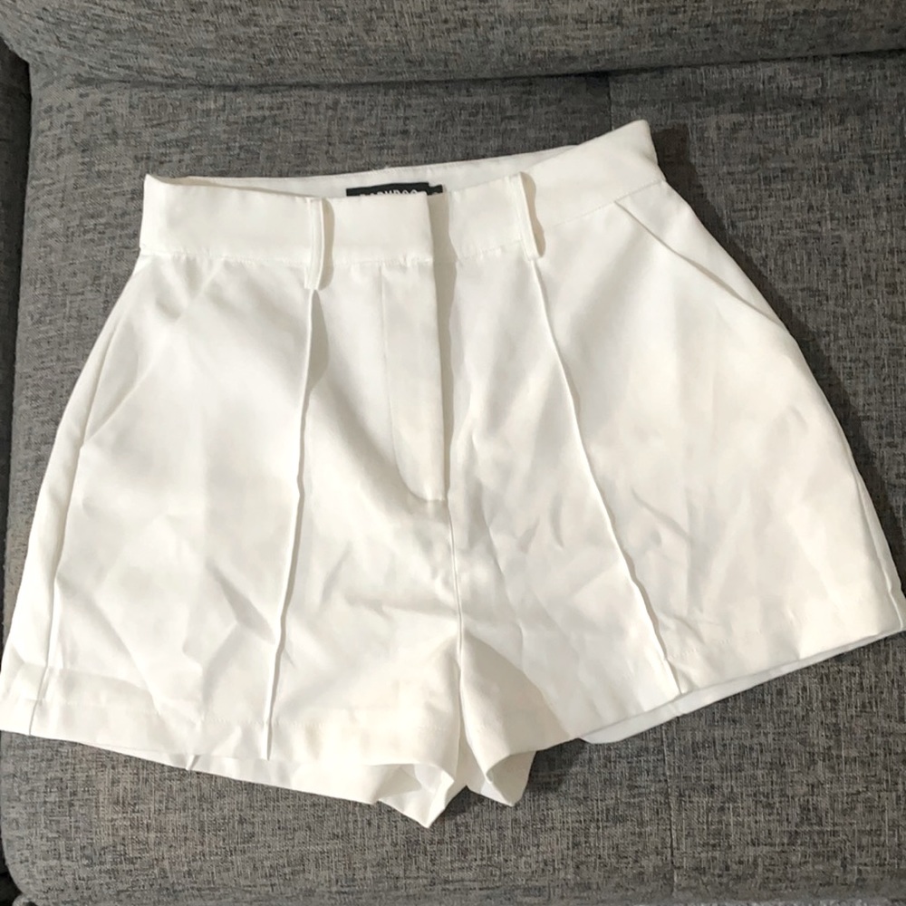 Babyboo white high waisted shorts Size Small